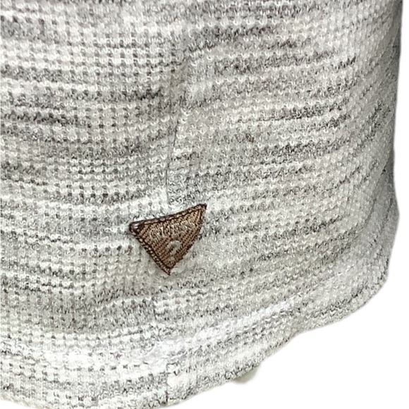 Guess long sleeve - Picture 5 of 5